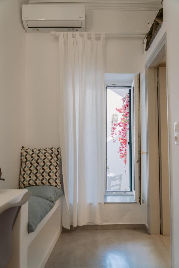 Aggelikoula Rooms Tinos Екстер'єр фото