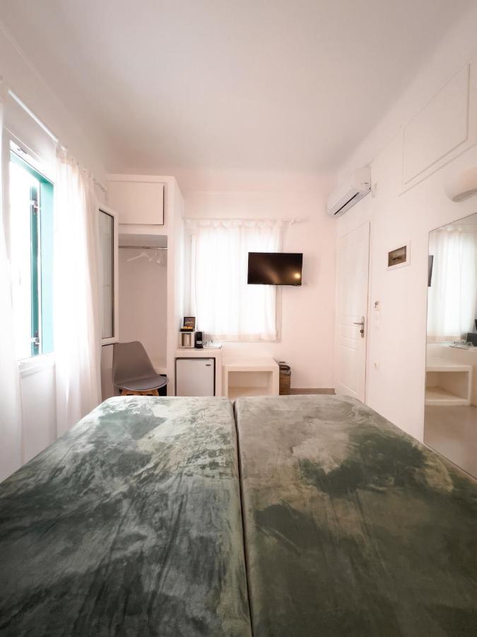 Aggelikoula Rooms Tinos Екстер'єр фото